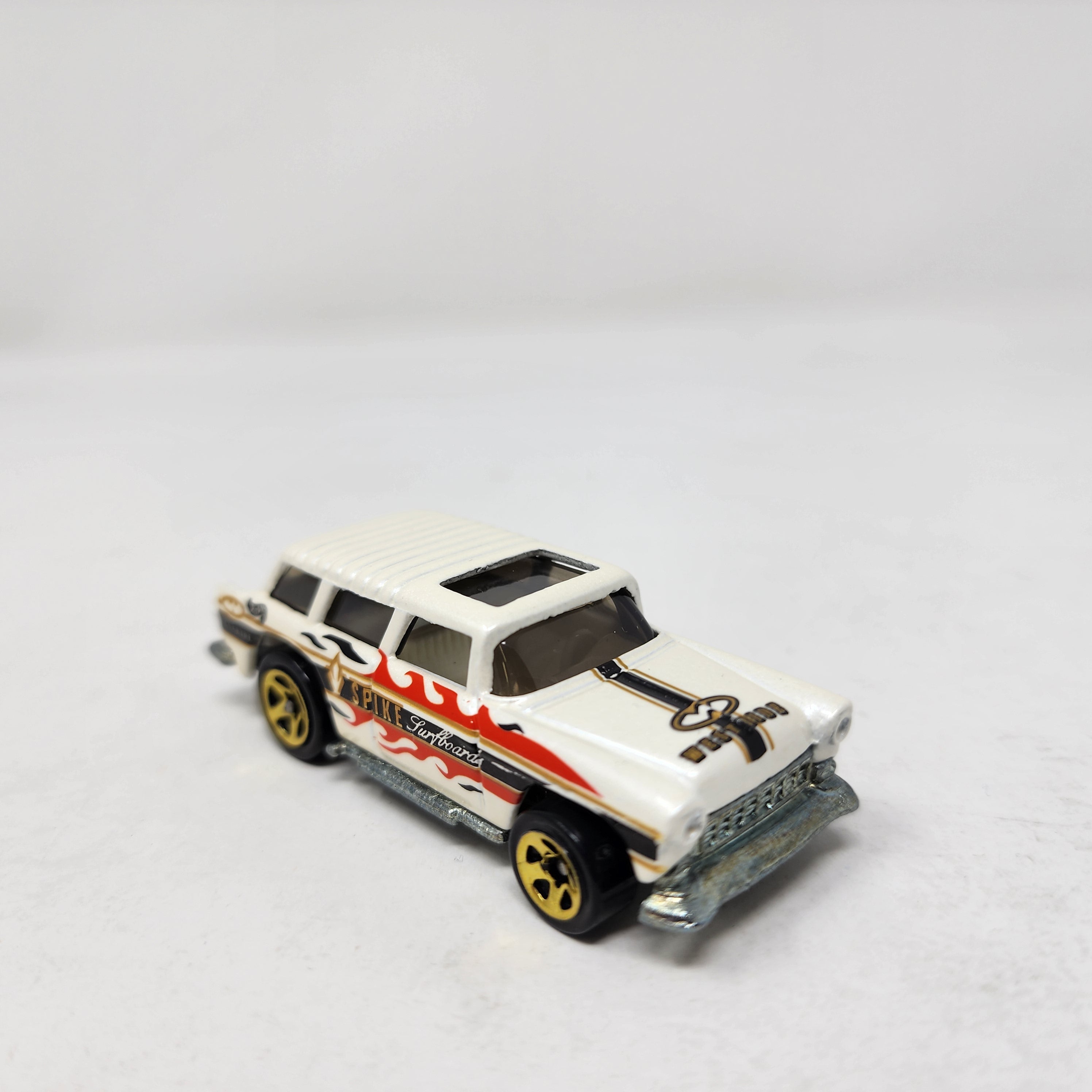 Chevy Nomad 1969 Malaysia * Hot Wheels Loose 1:64 Scale Diecast