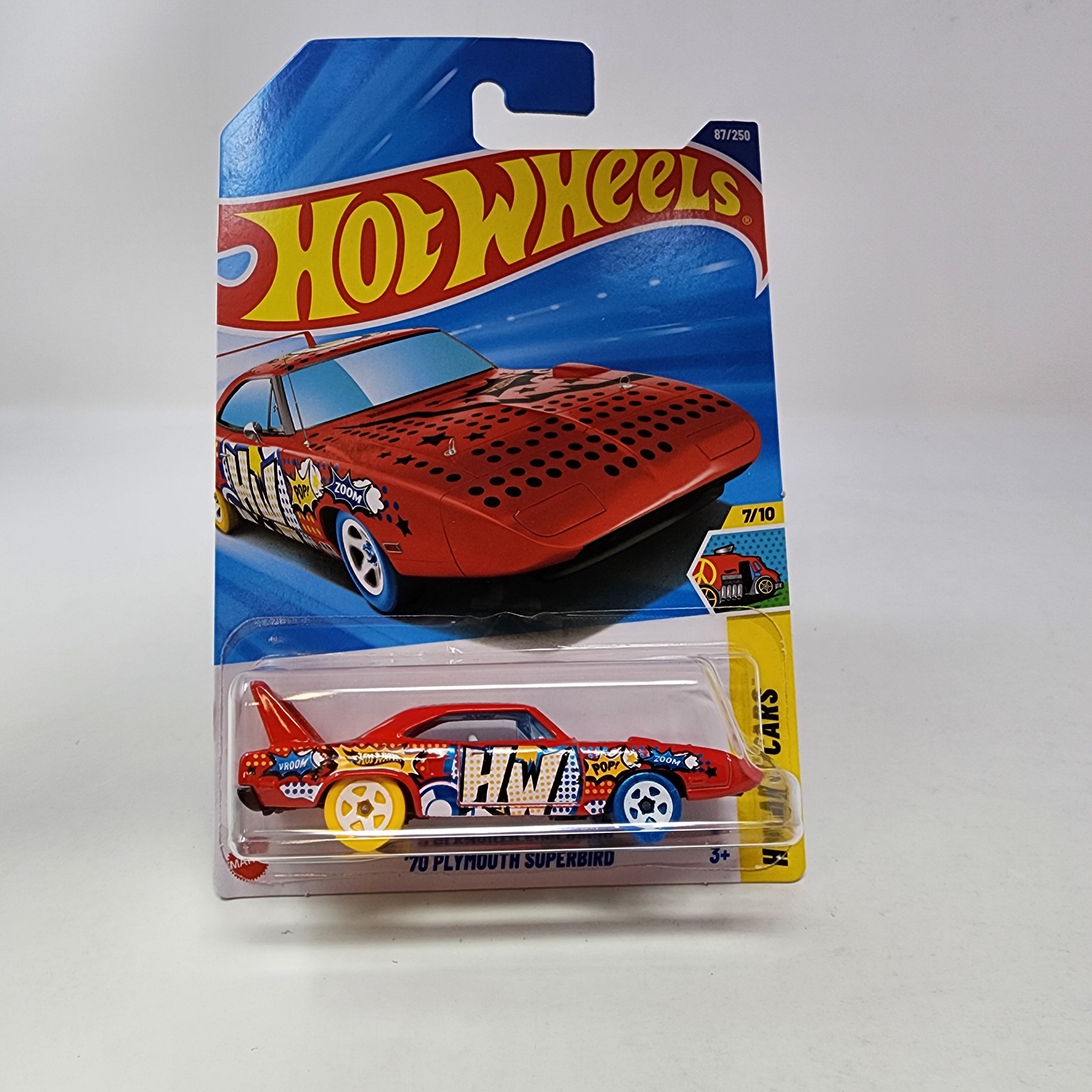 70 Plymouth Superbird #87 * RED * 2025 Hot Wheels NEW! L Case