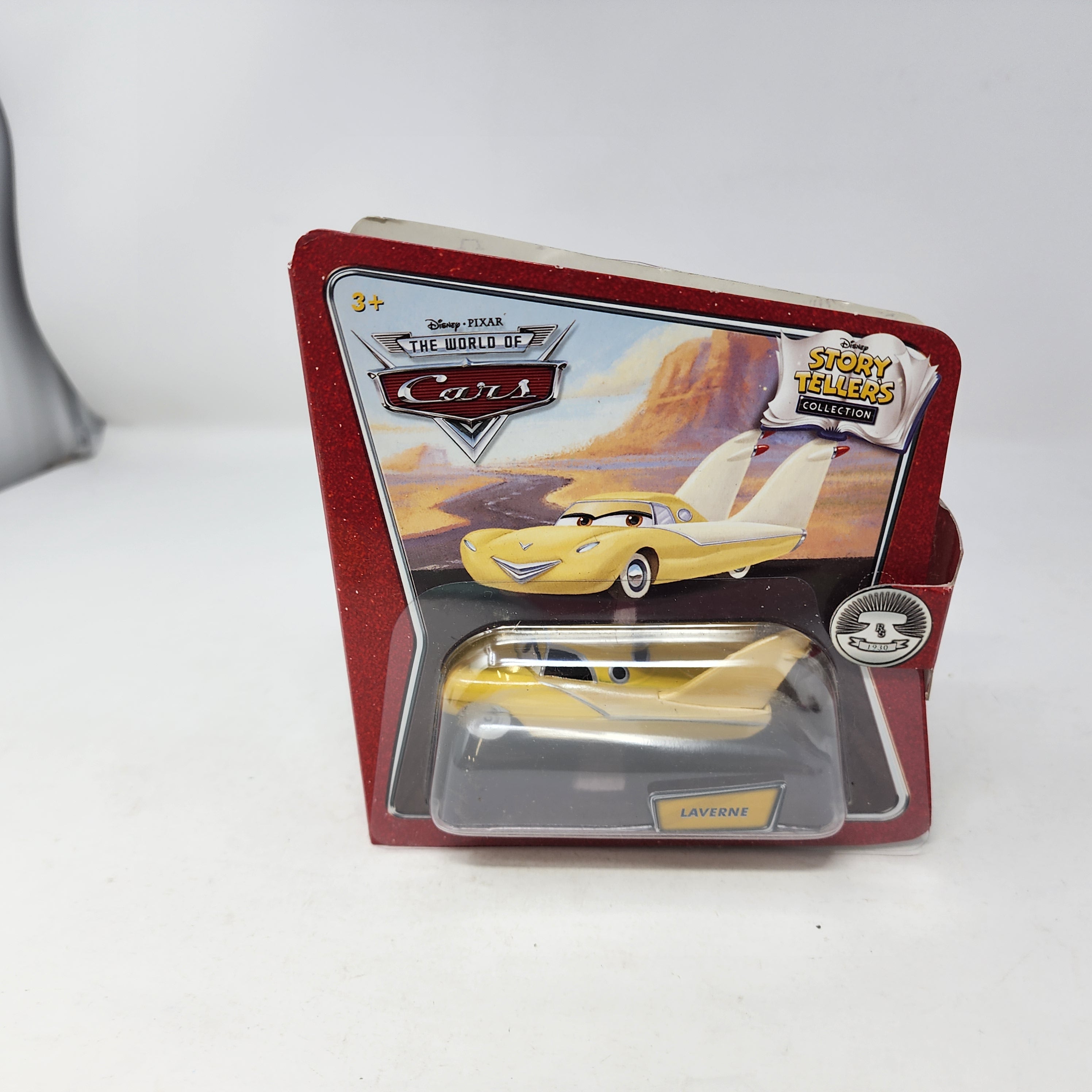 Laverne * Disney Pixar The World of CARS Story Tellers