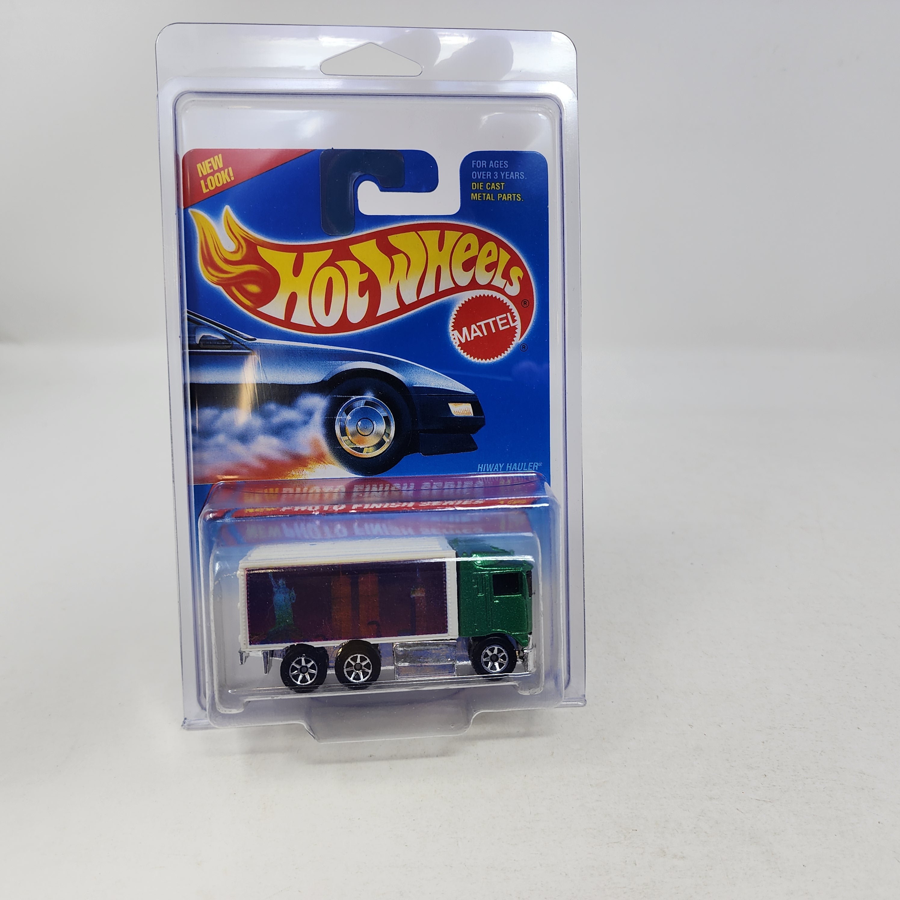Hiway Hauler NYC Twin Towers * Hot Wheels Blue Card