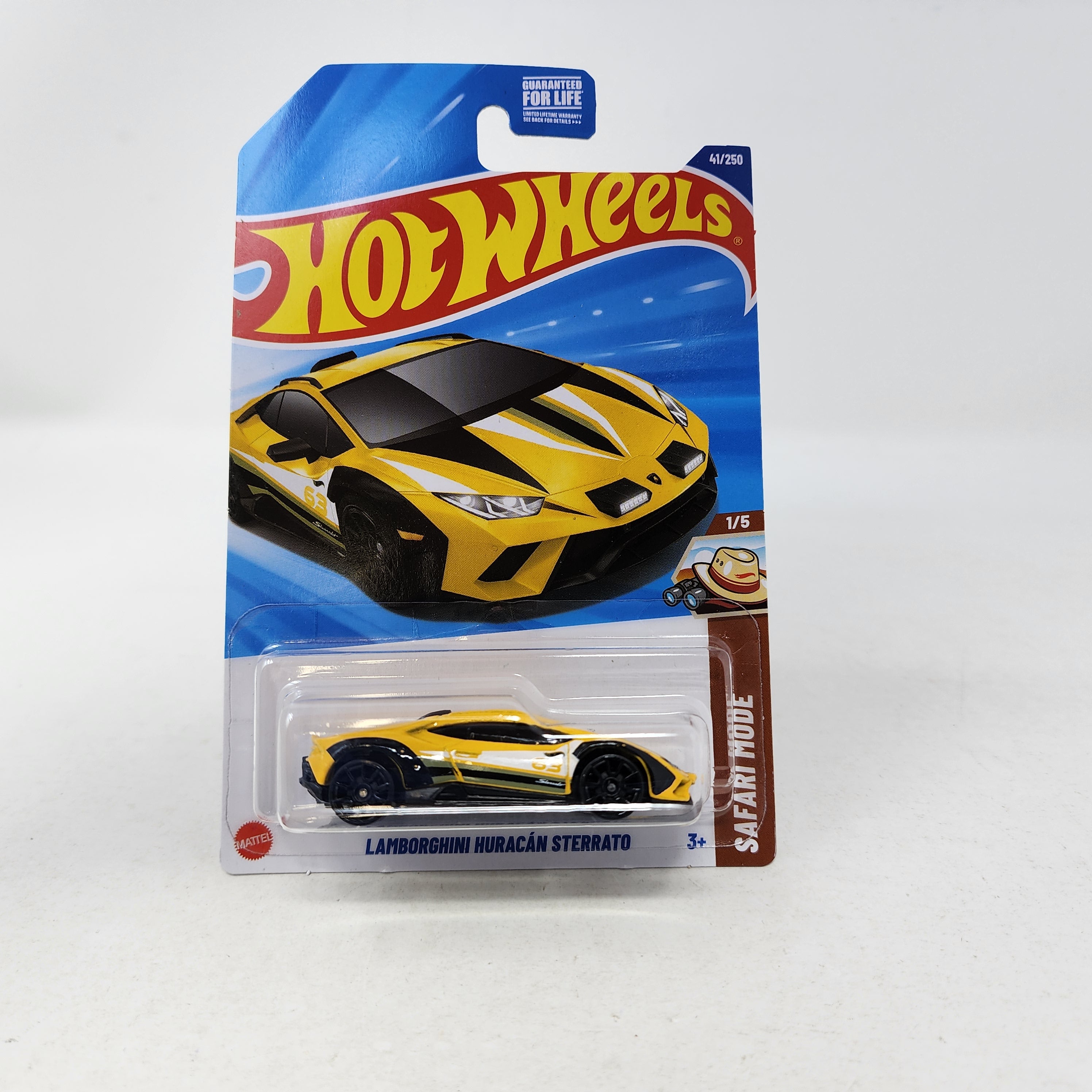 Lamborghini Huracan Sterrato #41 * Yellow * 2025 Hot Wheels NEW