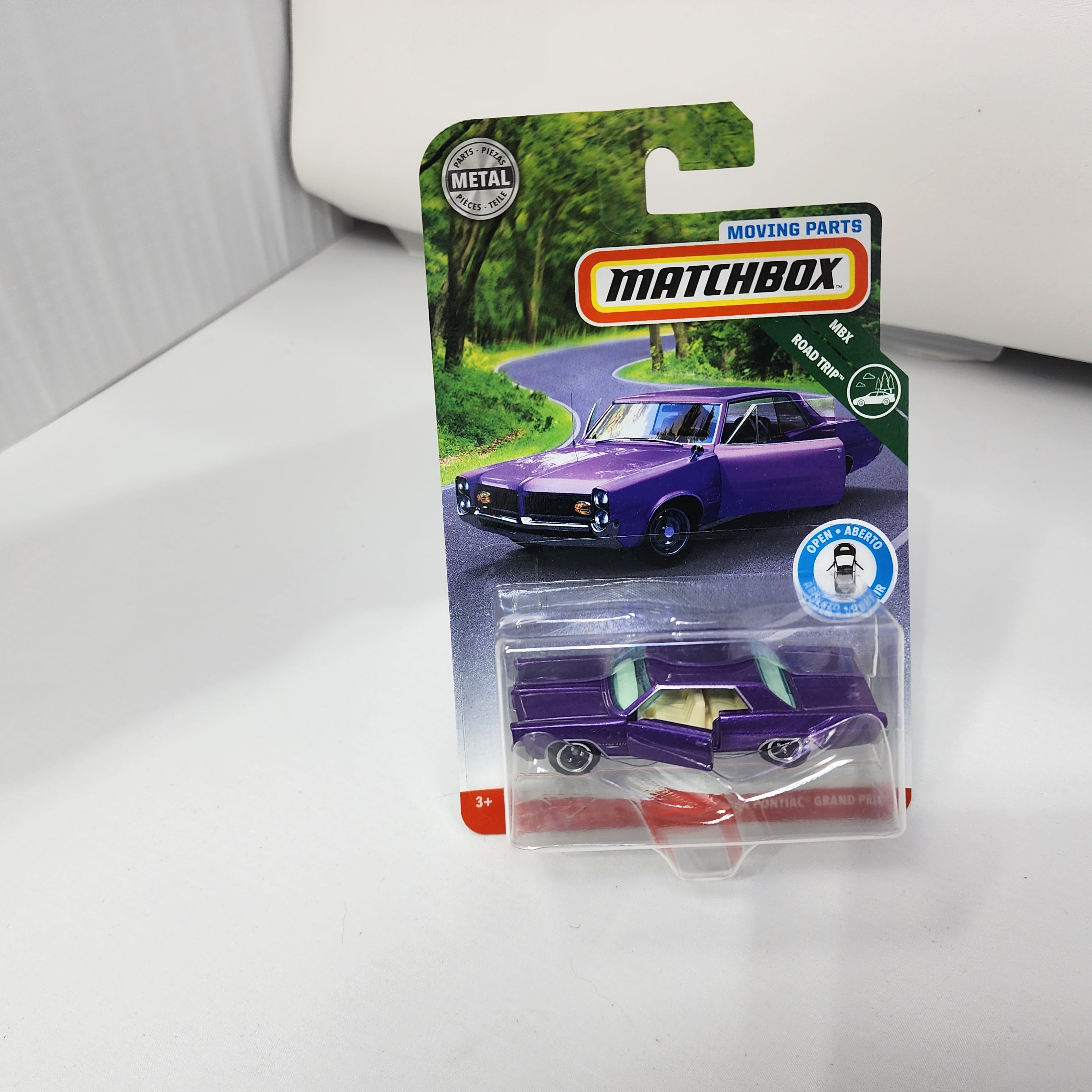 クマックス 6色コンプリート 64 Pontiac Grand Prix * Purple * Matchbox Moving Parts