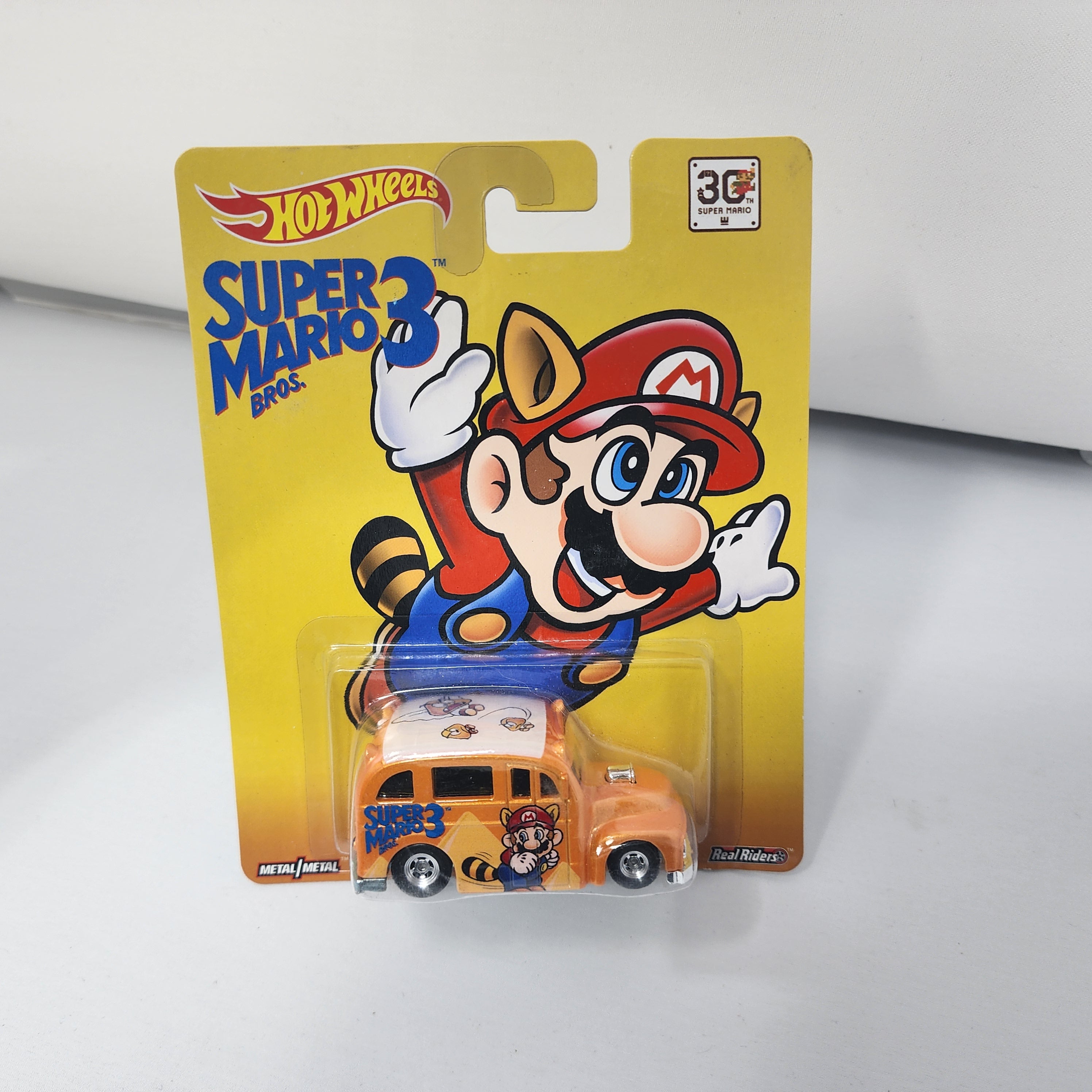 School Busted Super Mario Bros. 3 * Hot Wheels Premium Pop Culture