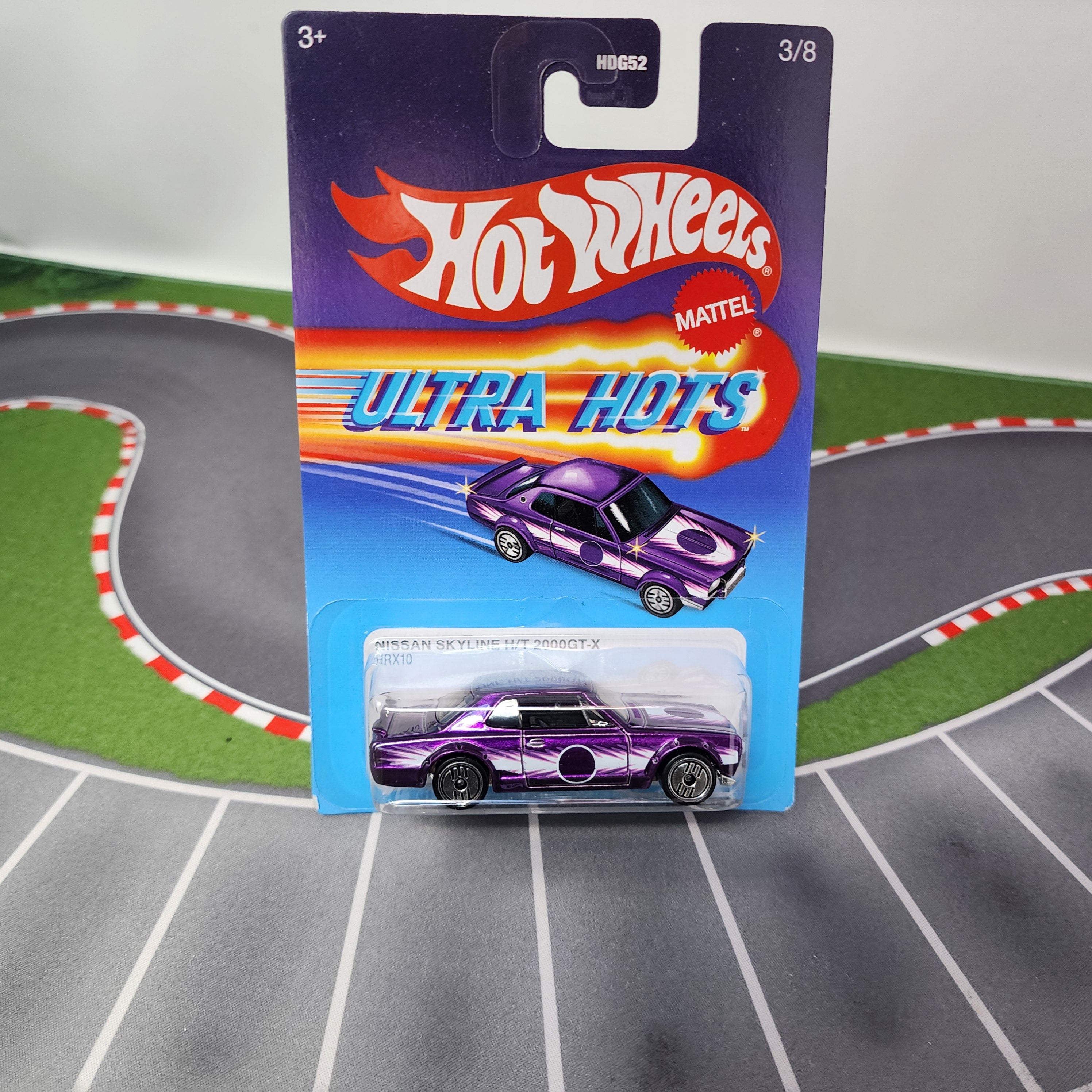 Nissan Skyline H/T 2000GT-X * Purple * Hot Wheels Ultra Hots