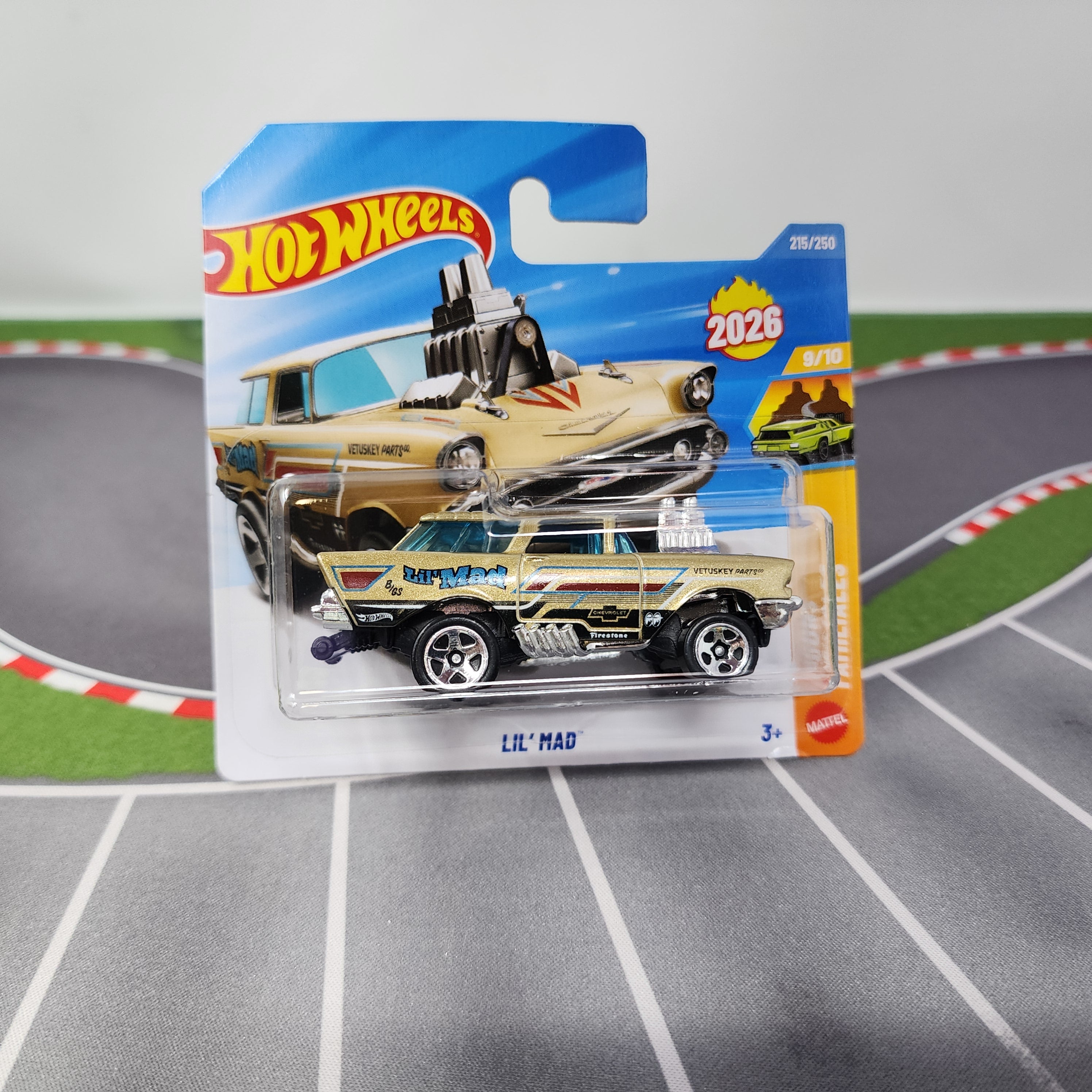 SHORT CARD * LIL Mad #215 Chevy Nomad * GOLD * 2026 Hot Wheels