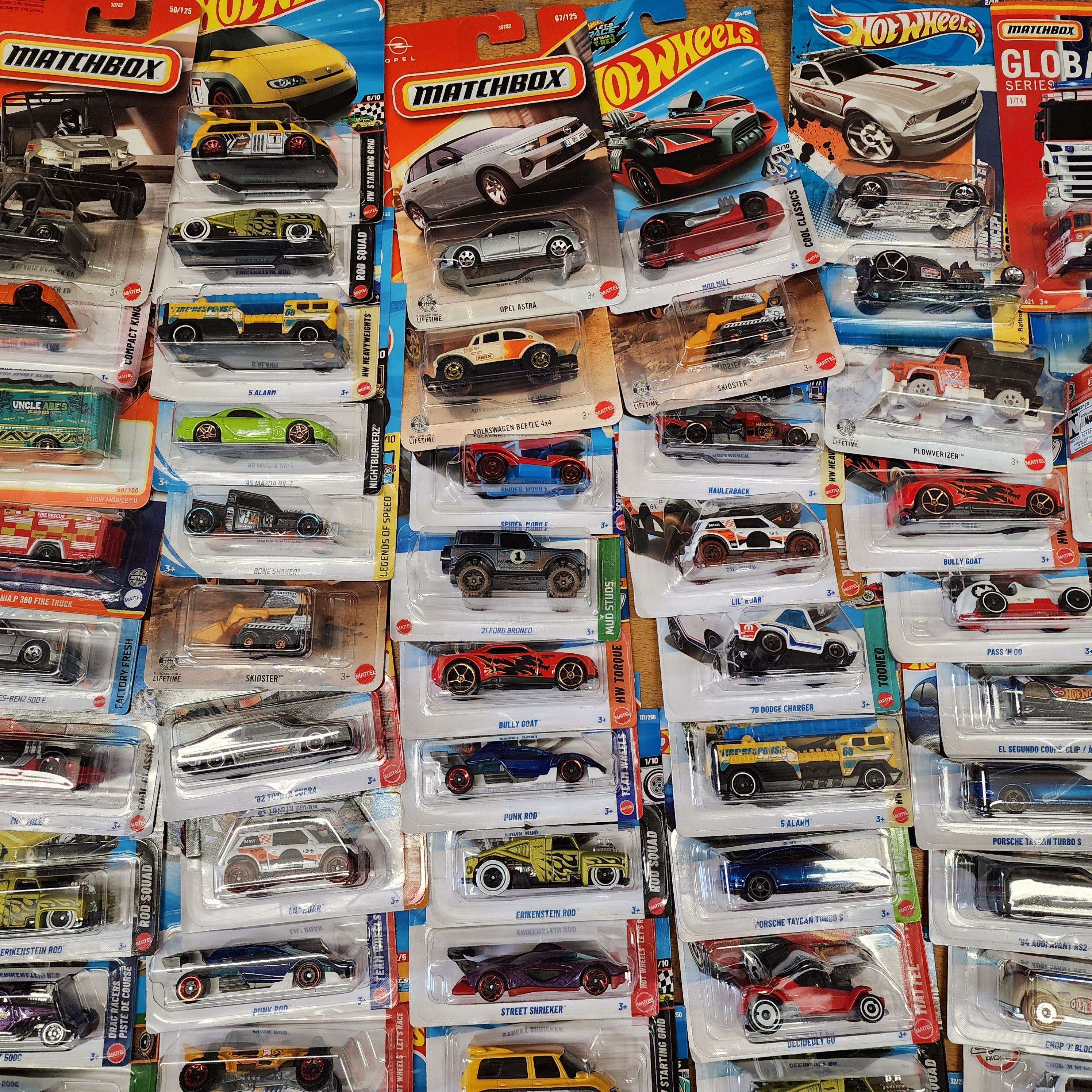 The MEGA Party Pack * 72 Basic Cars in each Box * Hot Wheels