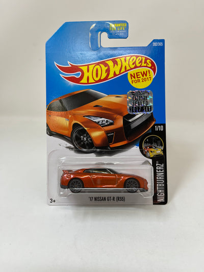 '17 Nissan GT-R R35 #282 * Orange * 2017 Hot Wheels w/ Factory Set Holo