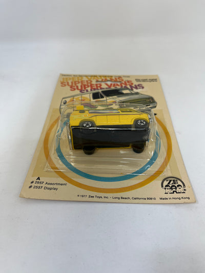 Dodge Van Super Vans * Yellow * 1977 Zee Toys 1:64 Scale * Hong Kong