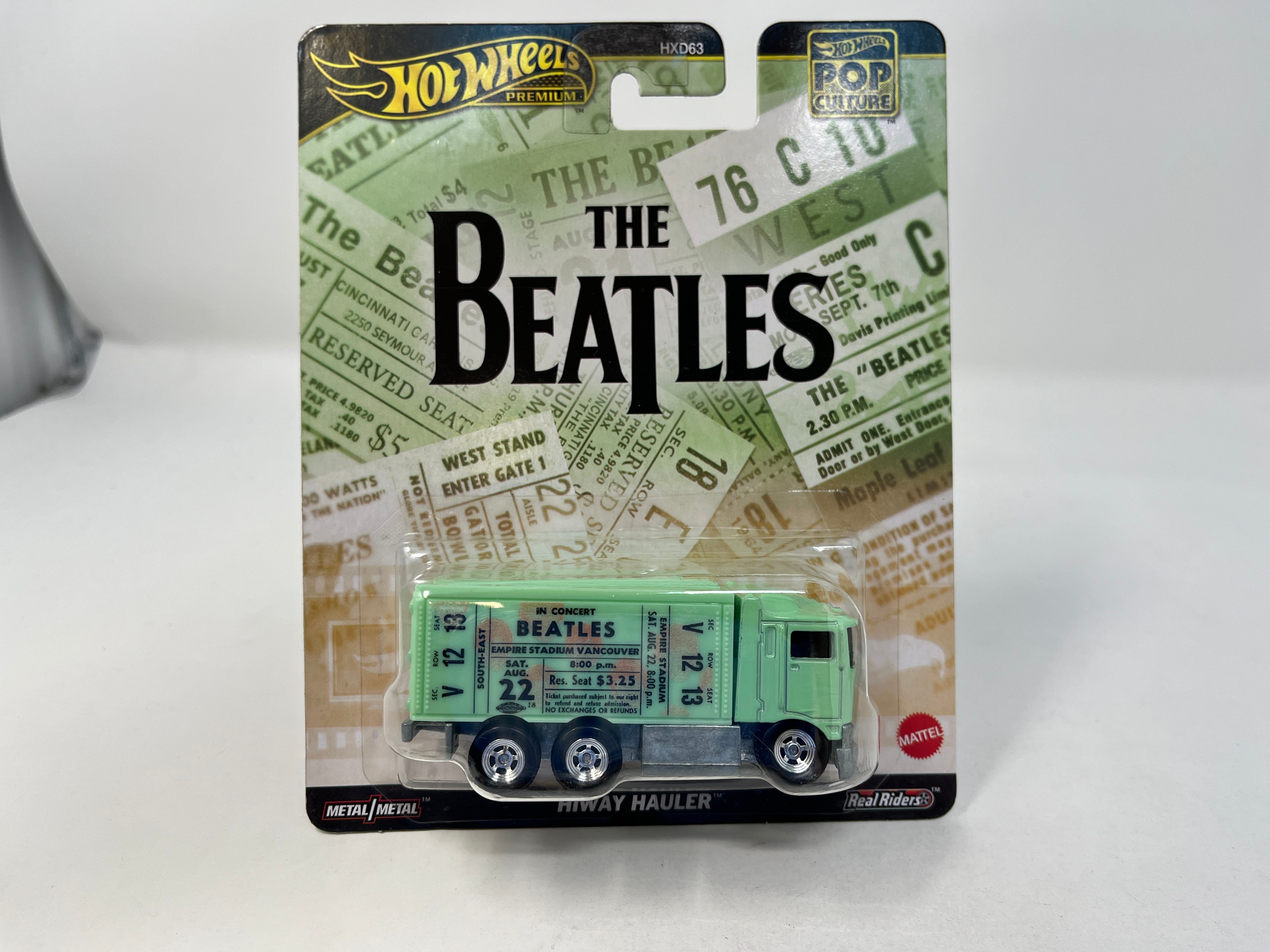 Hiway Hauler Beatles GREEN 2024 Hot Wheels Pop Culture Case D