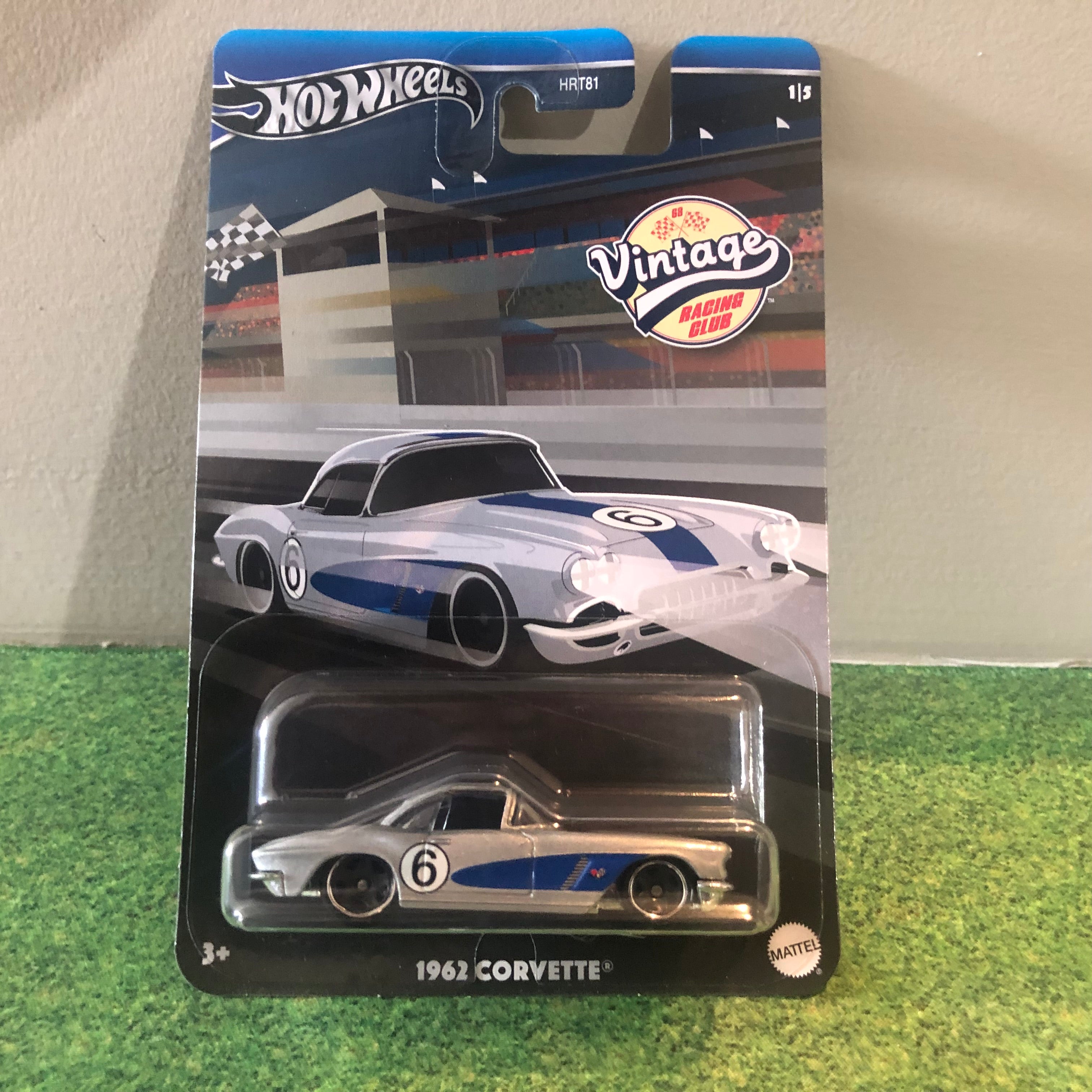 ミニカー HotWheels Vintage Racing 1962 Corvette * 2024 Hot Wheels Vintage Racing Club Case B