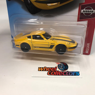 Nissan Fairlady Z #54 * Yellow * 2019 Hot Wheels