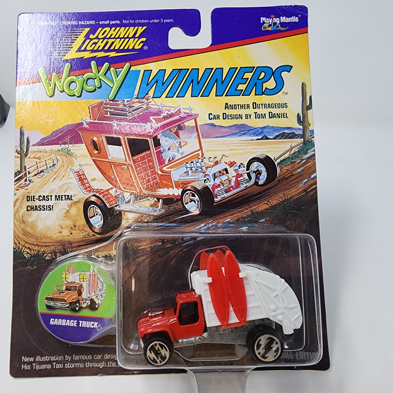 Garbage Truck * RED/WHITE * Johnny Lightning Wacky Winners