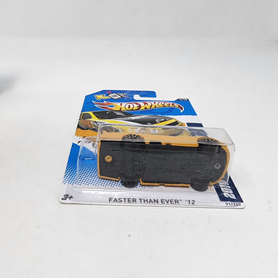 2010 Chevy Impala #91 * Yellow * 2012 Hot Wheels No Tampo Error