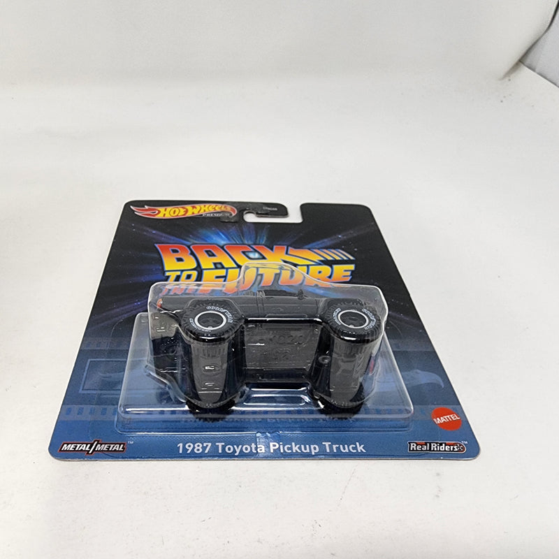 1987 Toyota Pickup Truck Back to the Future * Hot Wheels Retro Series