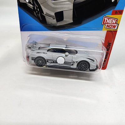 LB-Silhouette Works Nissan 35GT-RR #242 * GREY * 2024 Hot Wheels Case Q