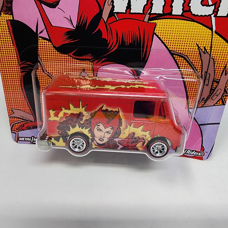 Combat Medic Scarlet * Hot Wheels Pop Culture Marvel