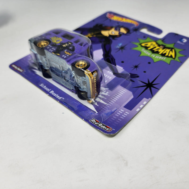 School Busted Catwoman * Hot Wheels Pop Culture DC Comics