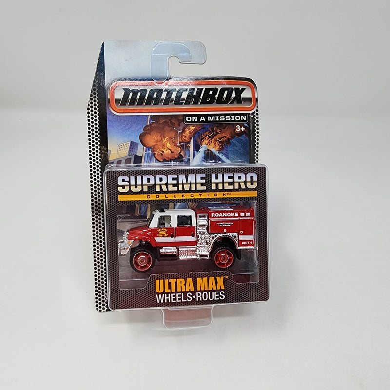 International Pumper * Matchbox Supreme Hero