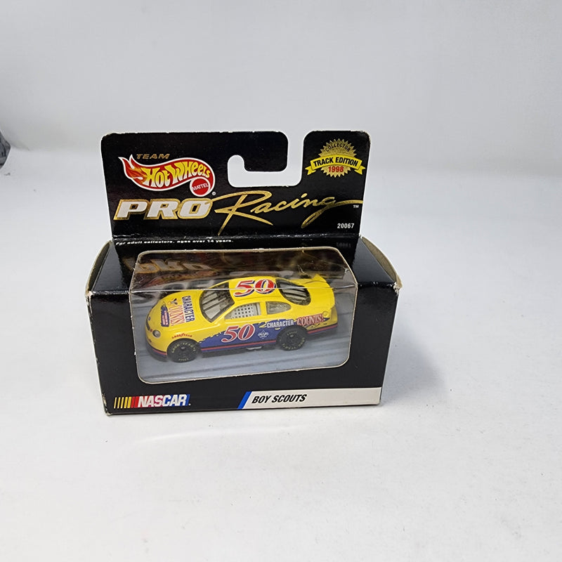 Boy Scouts * Hot Wheels 1:64 scale Nascar