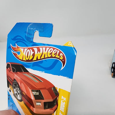 1985 Chevrolet Camaro IROC-Z #22 * RED * 2012 Hot Wheels