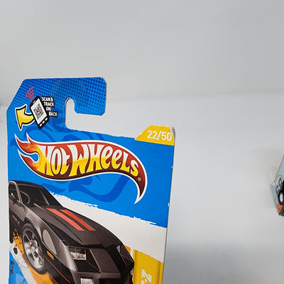 1985 Chevrolet Camaro IROC-Z #22 * BLACK * 2012 Hot Wheels