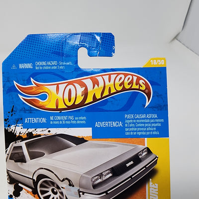 Time Machine #18 * Back to the Future * 2011 Hot Wheels