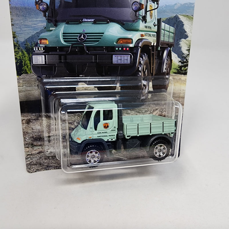 Unimog U1300 National Parks * Matchbox Mercedes Series