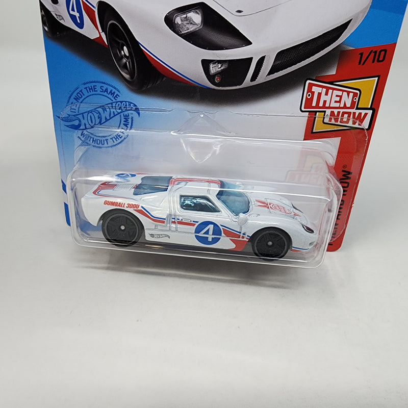 Ford GT-40 