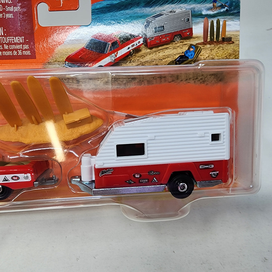 Surfing II '61 Ford Ranchero/Travel Trailer 2024 Matchbox Hitch