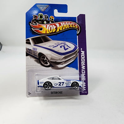 Datsun 240Z #159 * White * 2013 Hot Wheels