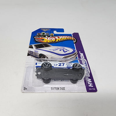 Datsun 240Z #159 * White * 2013 Hot Wheels