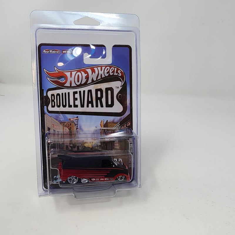 1985 Chevy Astro Van * Hot Wheels Boulevard Series