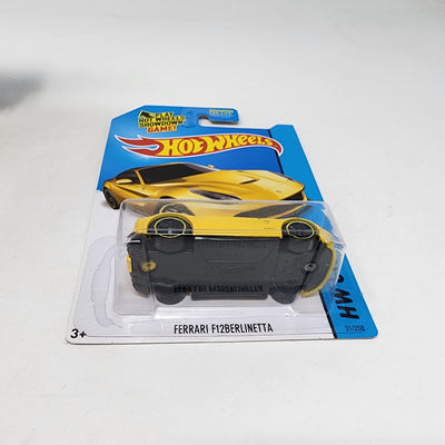 Ferrari F12 Berlinetta #31 * YELLOW * 2014 Hot Wheels