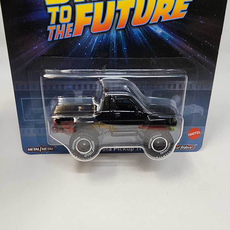 1987 Toyota Pickup Truck Back to the Future * Hot Wheels Retro Series