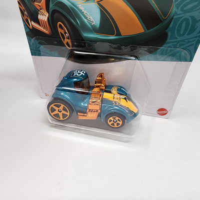 Tooned Twin Mill 5/6 * Hot Wheels 56th Ann. Pearl & Chrome