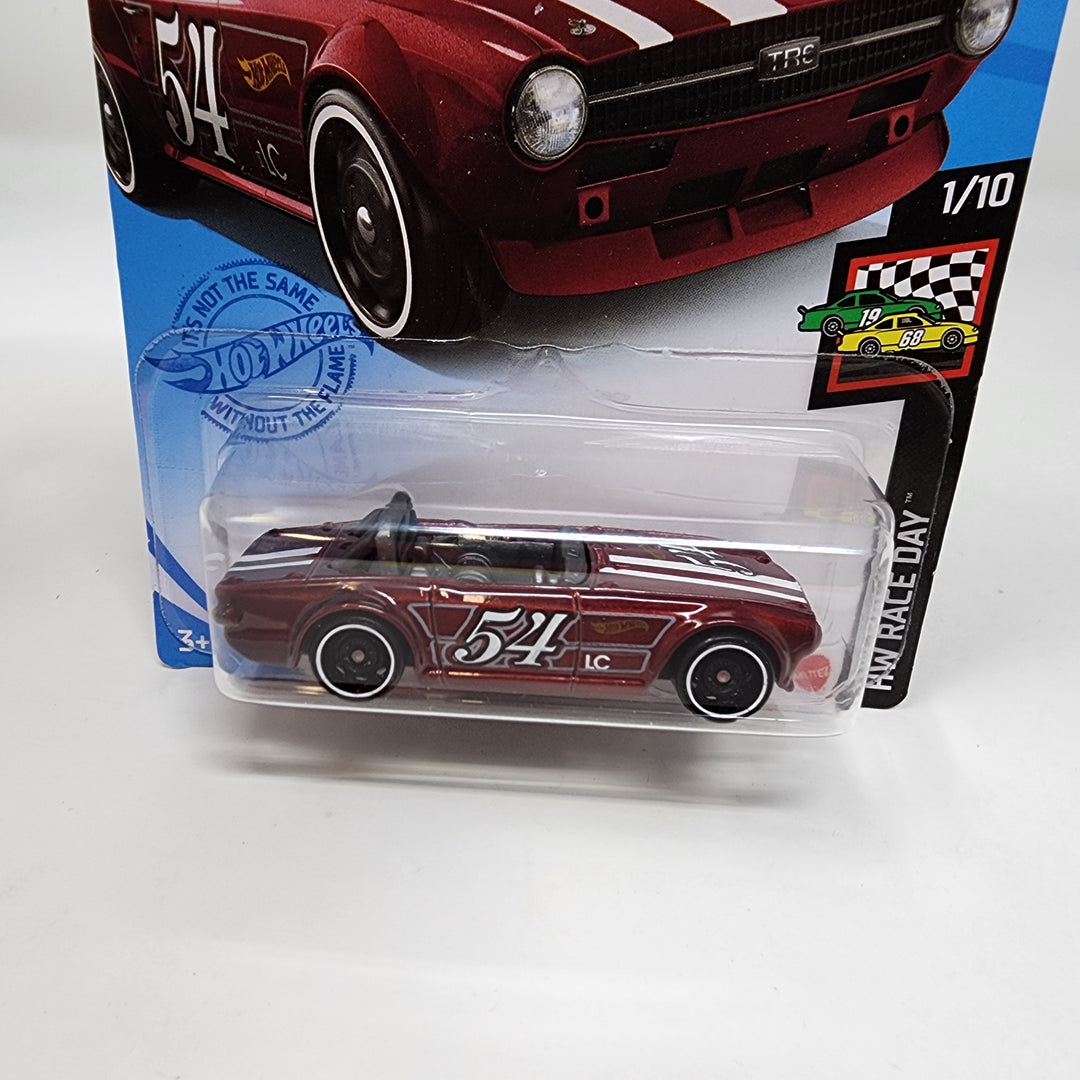Triumph TR6 #9 * RED * Hot Wheels 2021 – Wheelcollectors LLC