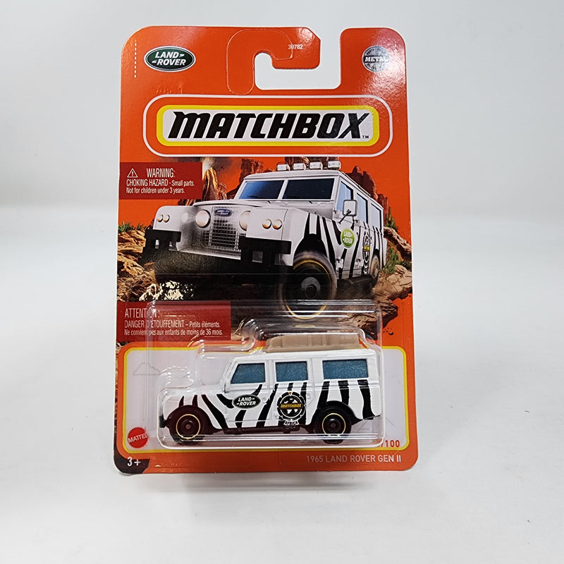 1965 Land Rover GEN II * White * Matchbox Basic