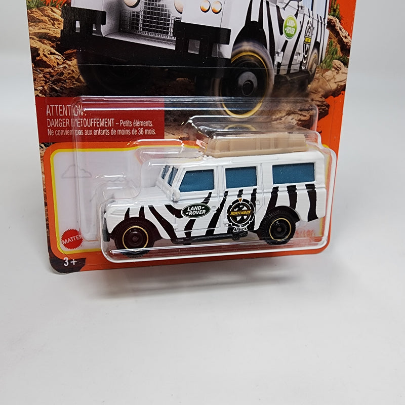 1965 Land Rover GEN II * White * Matchbox Basic