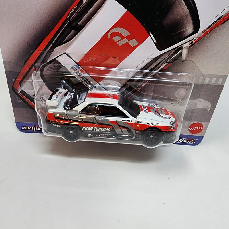 Nissan Skyline GT-R BNR34 Gran Turismo * 2024 Hot Wheels Pop Culture WHITE Card