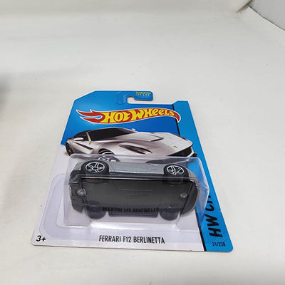 Ferrari F12 Berlinetta #31 * Silver * 2014 Hot Wheels