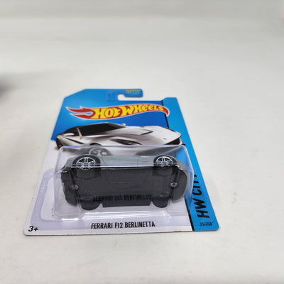 Ferrari F12 Berlinetta #31 * Silver * 2014 Hot Wheels