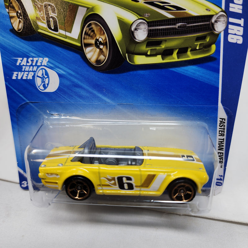 Triumph TR6 * Yellow * 2010 Hot Wheels Basic