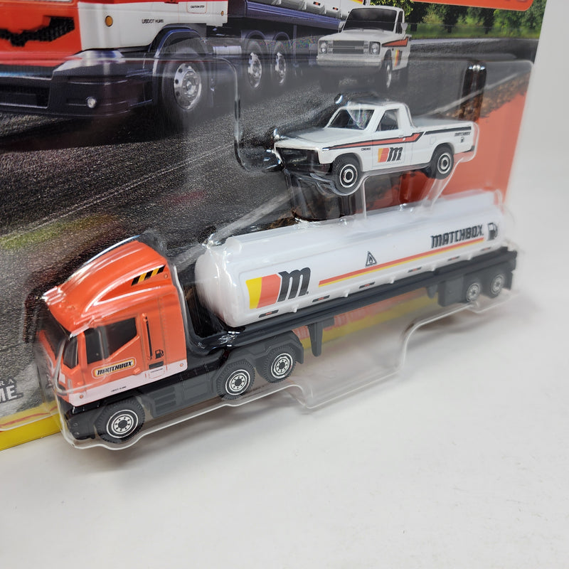 Cabover Box Trailer & 1977 Ford Courier * 2024 Matchbox Convoys Series Case L