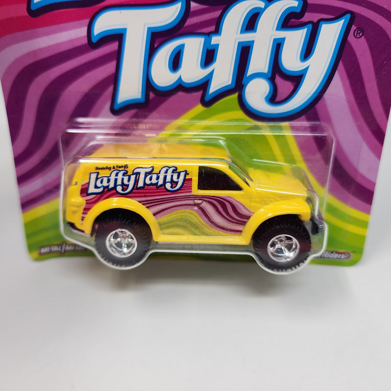 Power Panel Laffy Taffy * Hot Wheels Pop Culture * BAD CARD