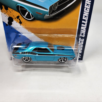 '71 Dodge Challenger #82 * Teal * Hot Wheels 2012