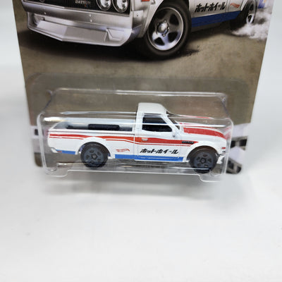 Datsun 620 4/8 * White * Hot Wheels Truck Series