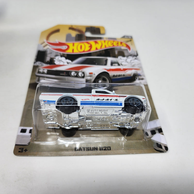 Datsun 620 4/8 * White * Hot Wheels Truck Series