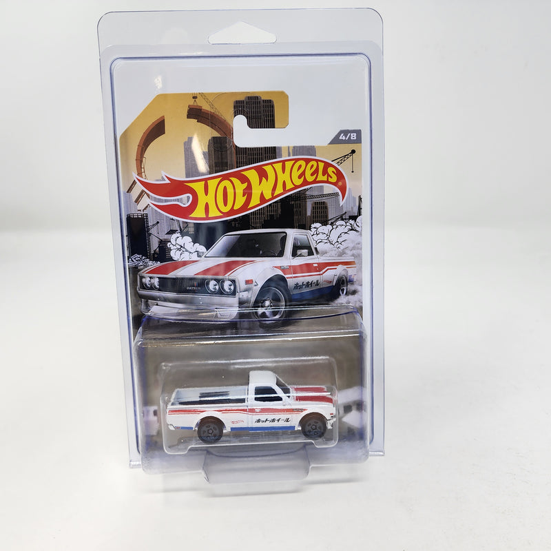 Datsun 620 4/8 * White * Hot Wheels Truck Series