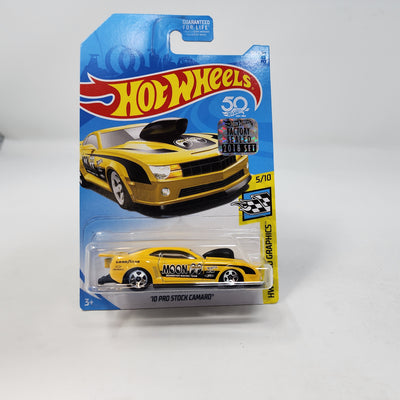 '10 Pro Stock Camaro #105 * Yellow * 2018 Hot Wheels w/ Factory Holo