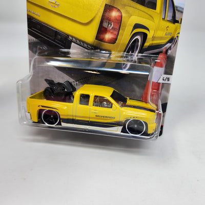 Chevy Silverado * Yellow * Hot Wheels Car Culture TRUCKS Series